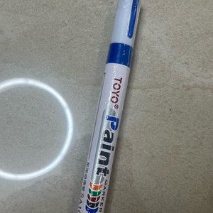 Toyo Paint Marker - Blue